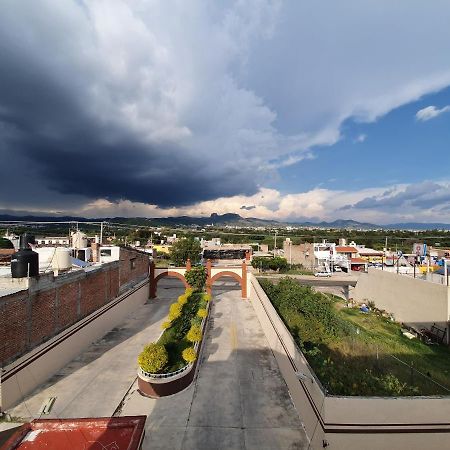Auto Hotel Luz De Luna Гуанахуато Экстерьер фото